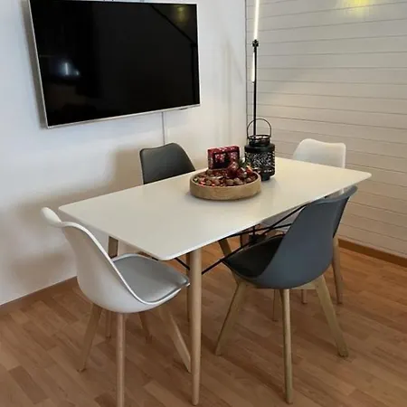 Am Sonnenhang By Interhome * צ'ורוואלדן